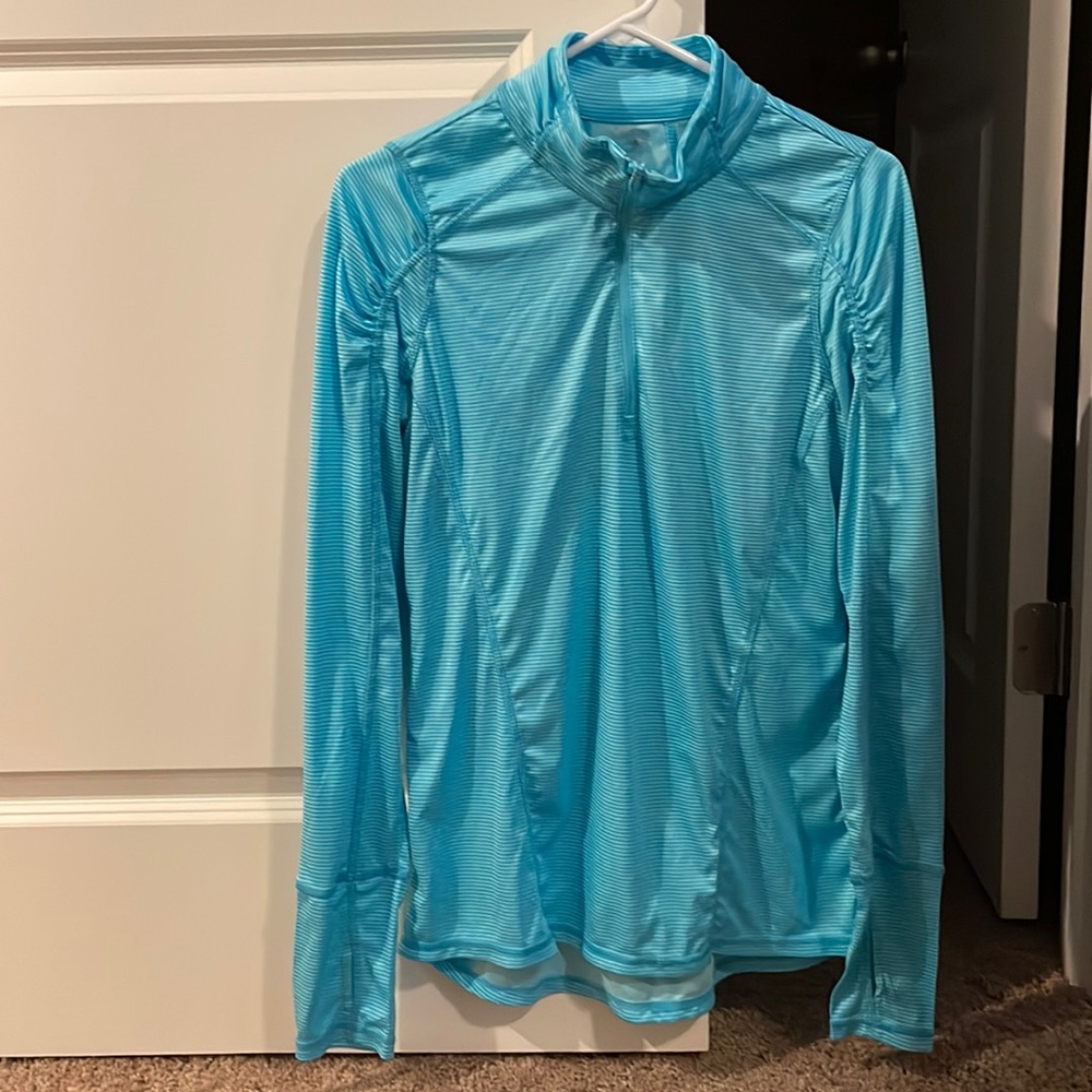 Danskin Now Turquoise L semi-fitted